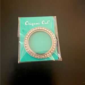 Origami Owl BZ4004 Large Silver Twist Locket Dace with Swarovski crystals NIP